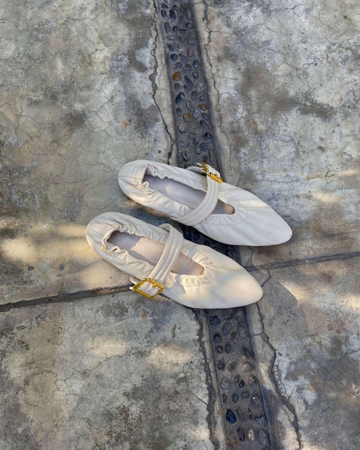 BALERINAS LEONIE LATTE - Pre Order