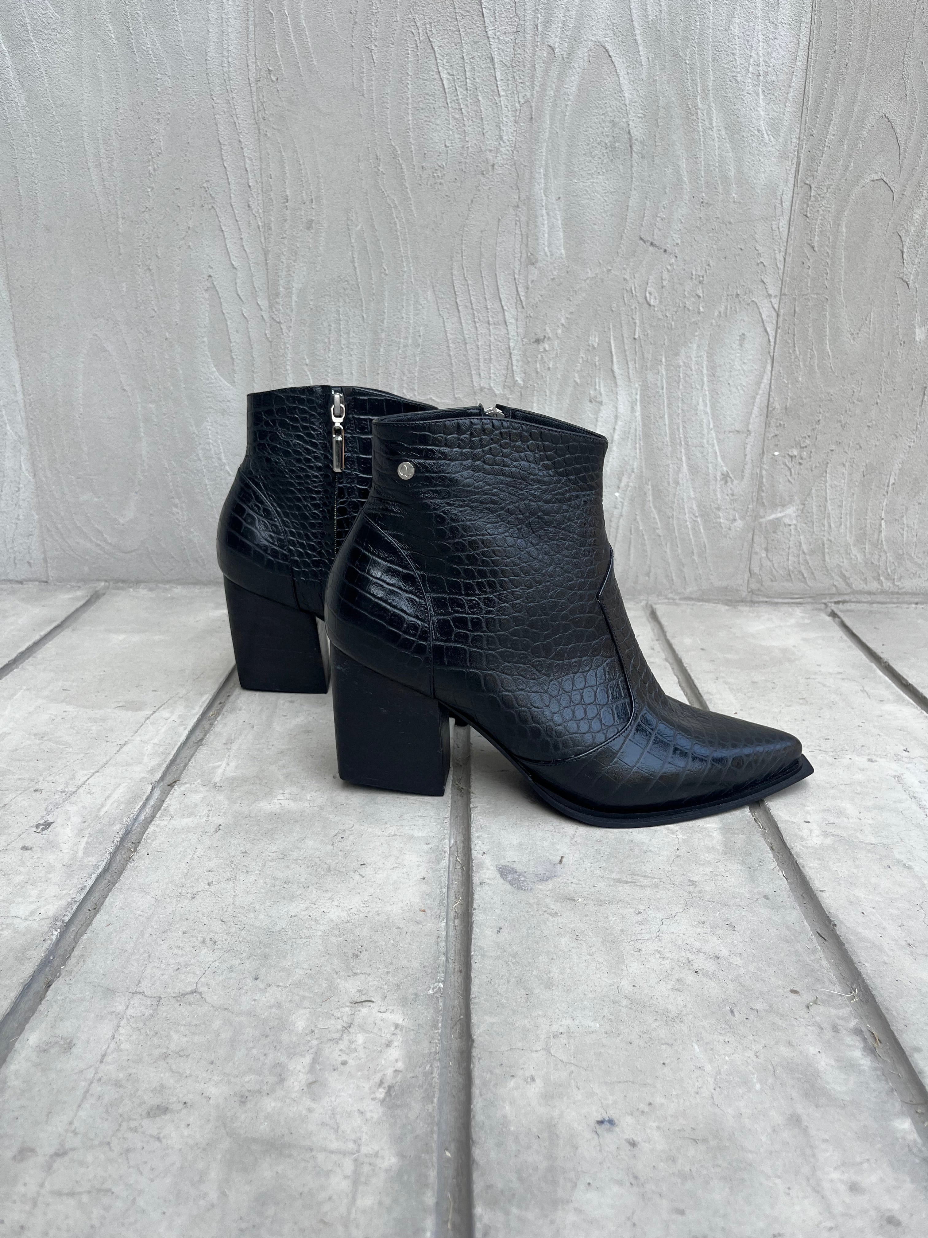 BOTINES FIAMMA NEGRO CROCO