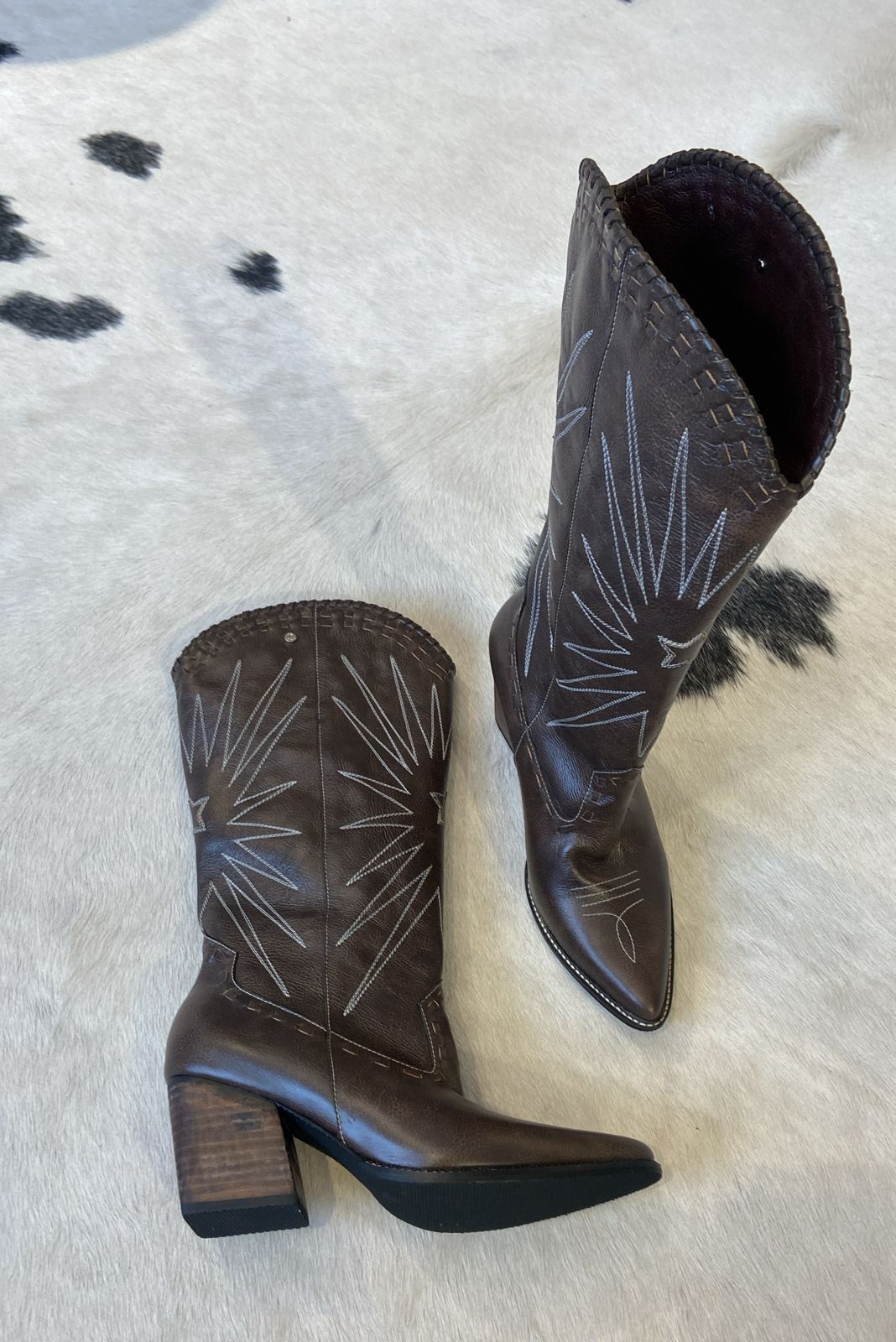 BOTAS ENRIQUETA CHOCO - Pre Order