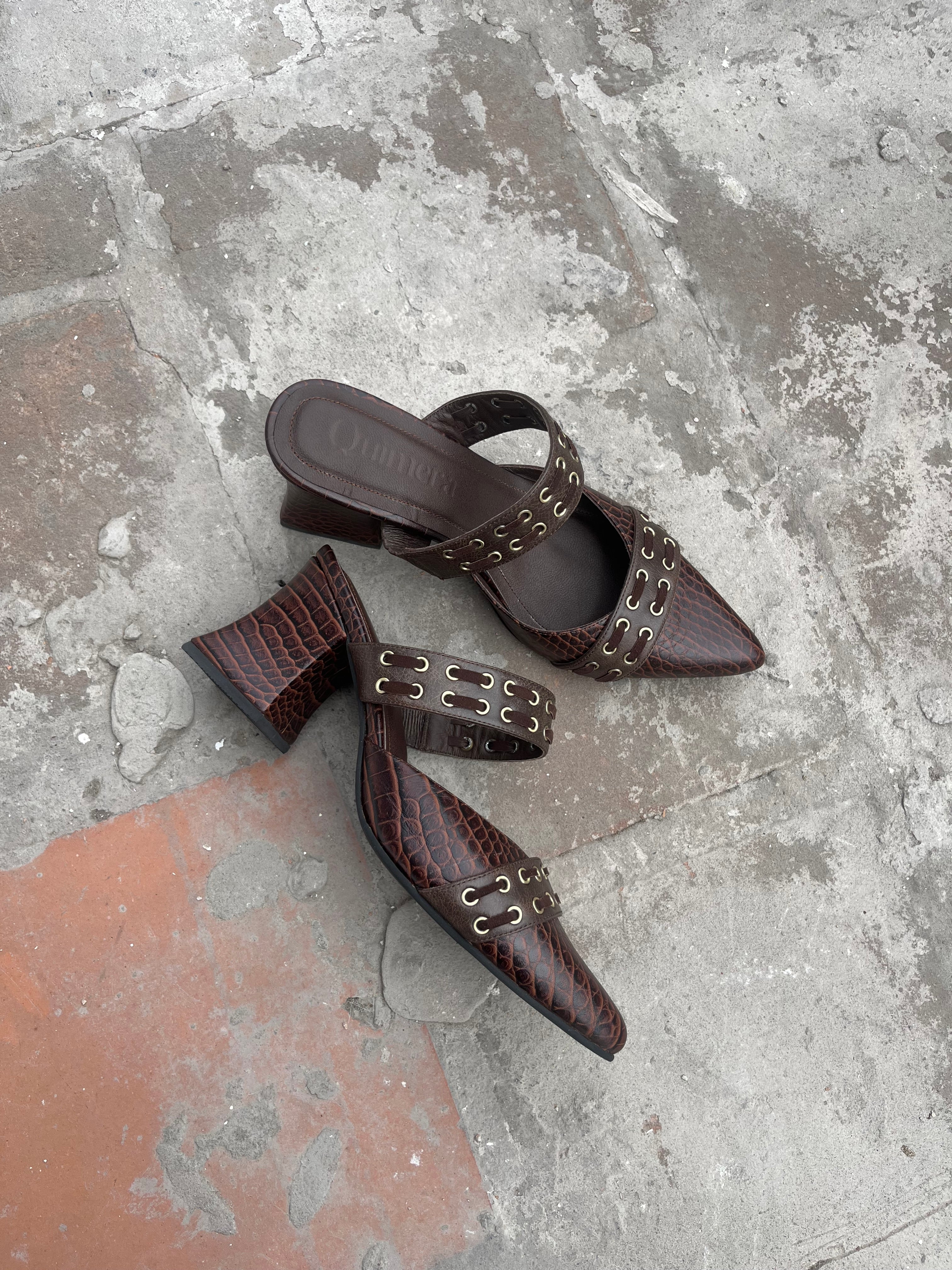 MULES VAITARE CHOCO - Pre Order