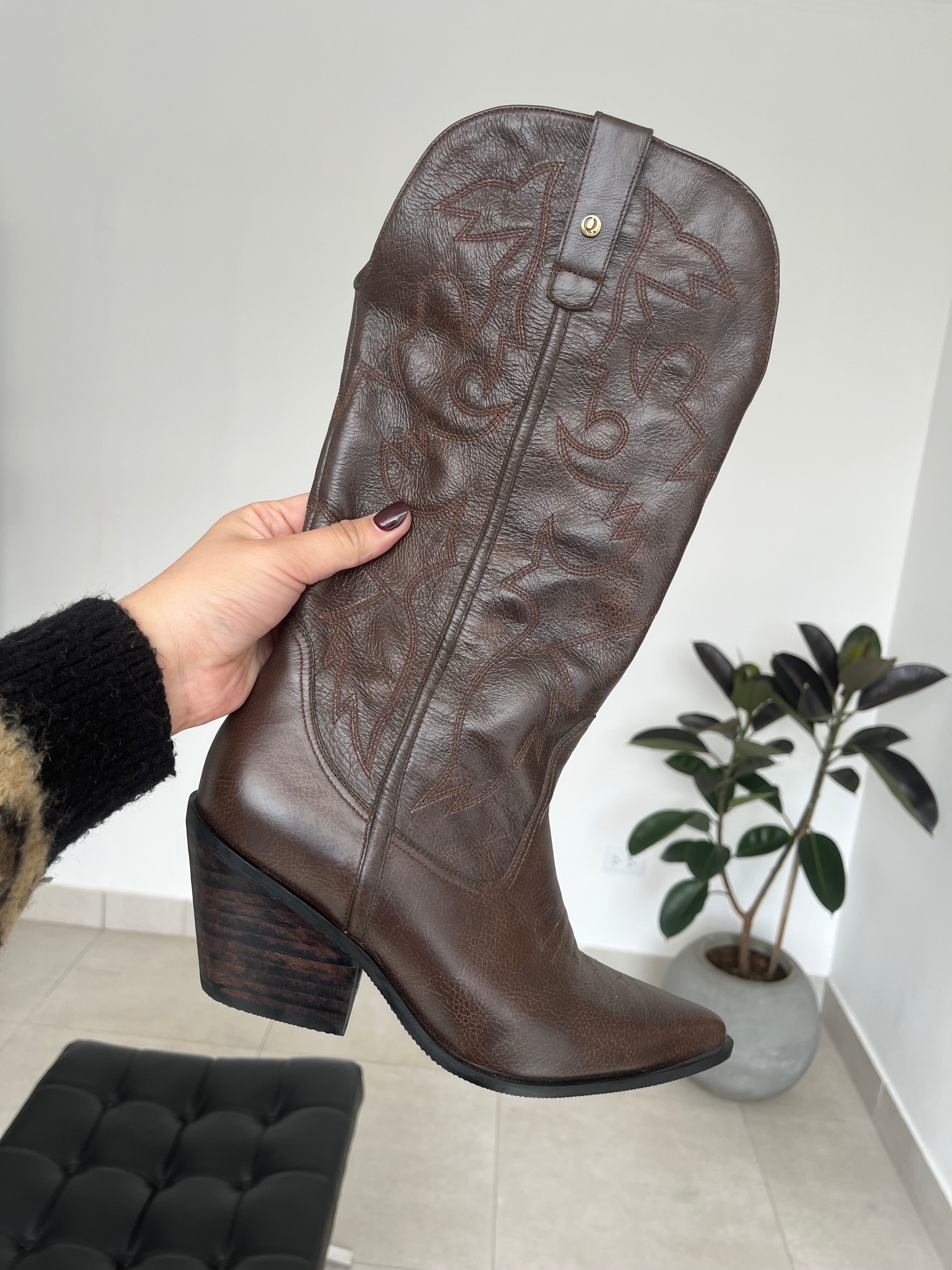 BOTAS GUILLERMINA CHOCO - Pre Order